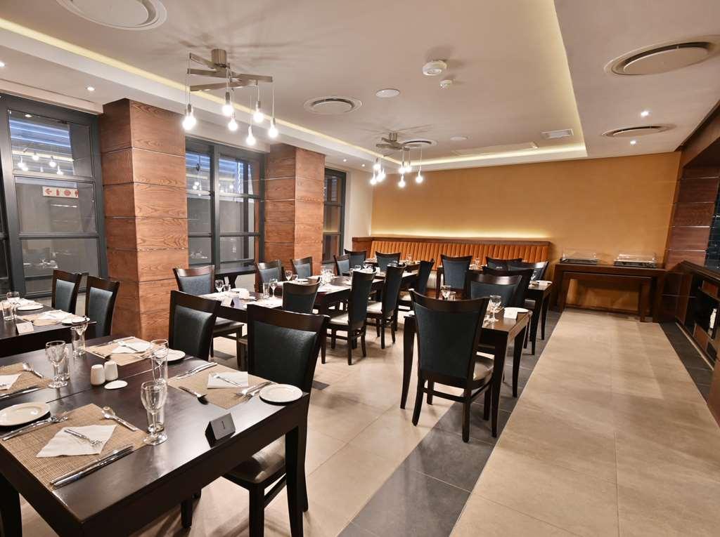 Premier Splendid Inn Bloemfontein Restauracja zdjęcie
